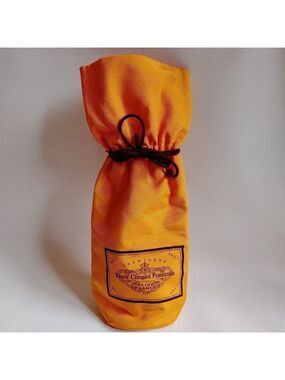 ELEGANT Veuve Clicquot Ponsardin Brut Fabric Draw String Cooler Bag